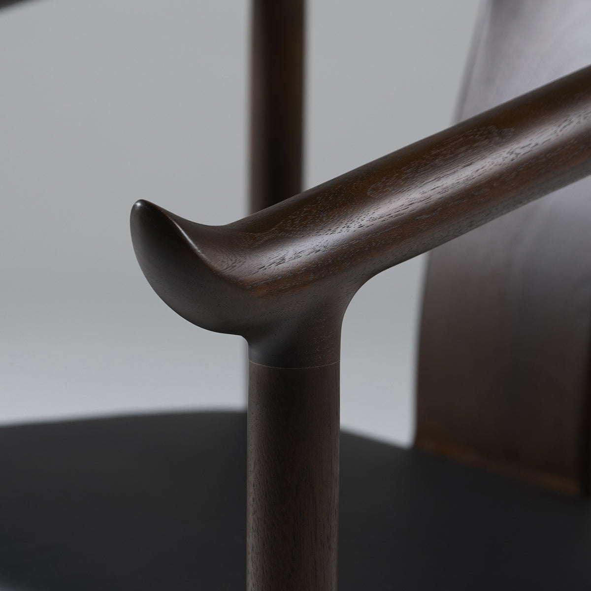 chaise A-26 "GINZAN"