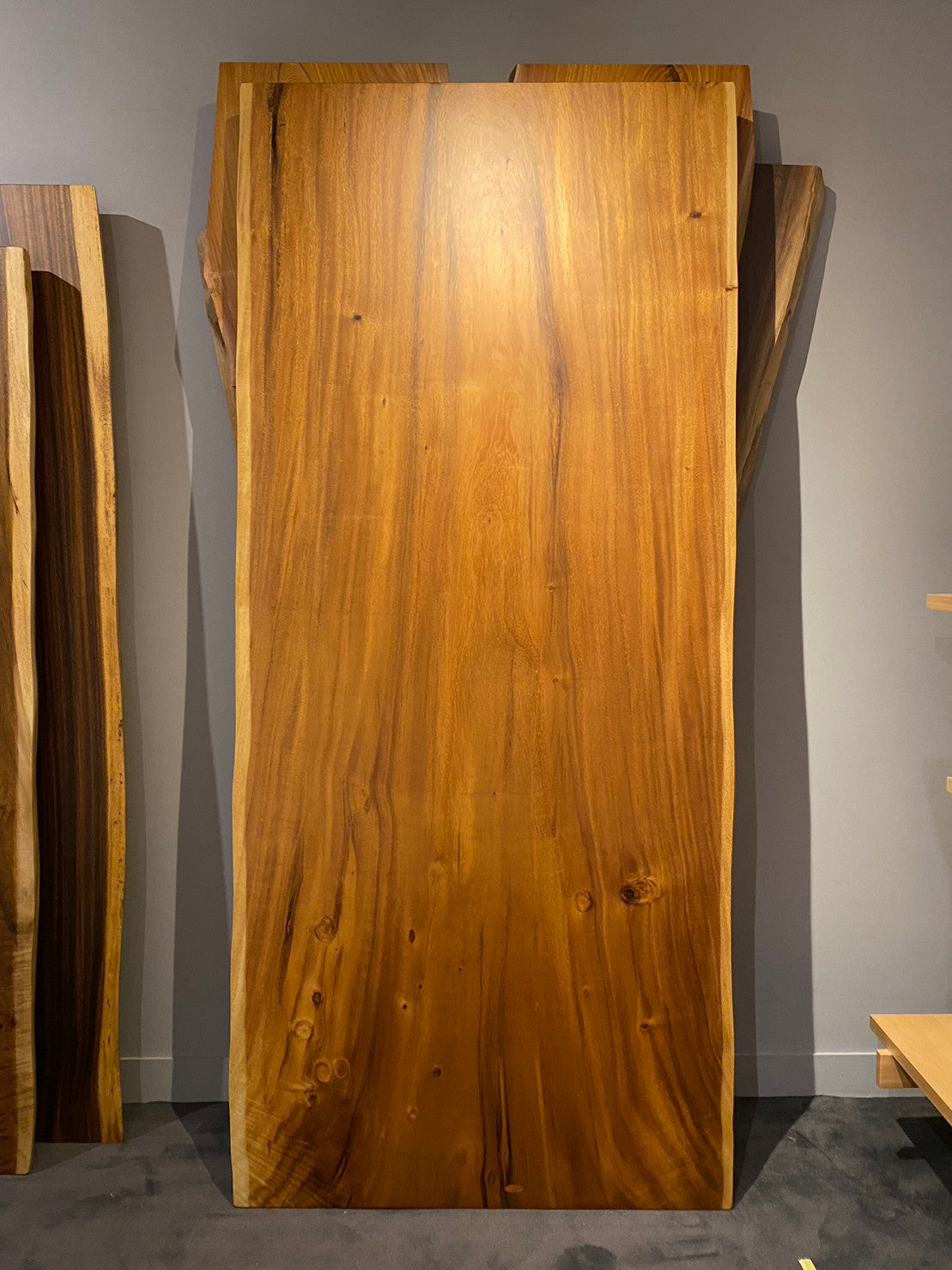 Live Edge Slab – Monkeypod (Albizia saman, arbre de pluie) No.51