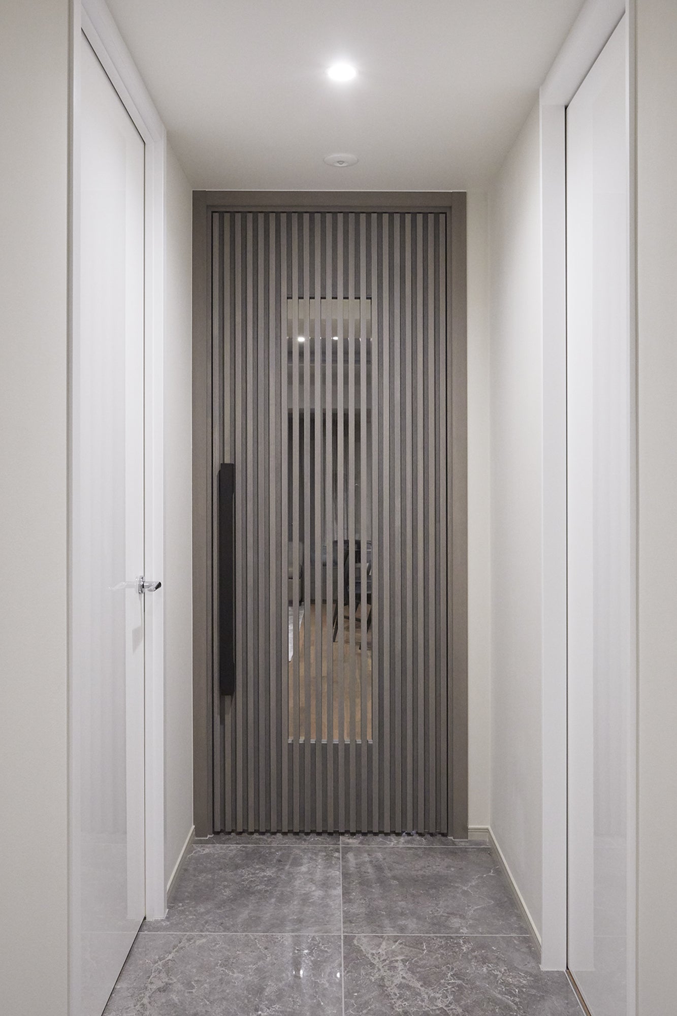 Entry / Foyer
