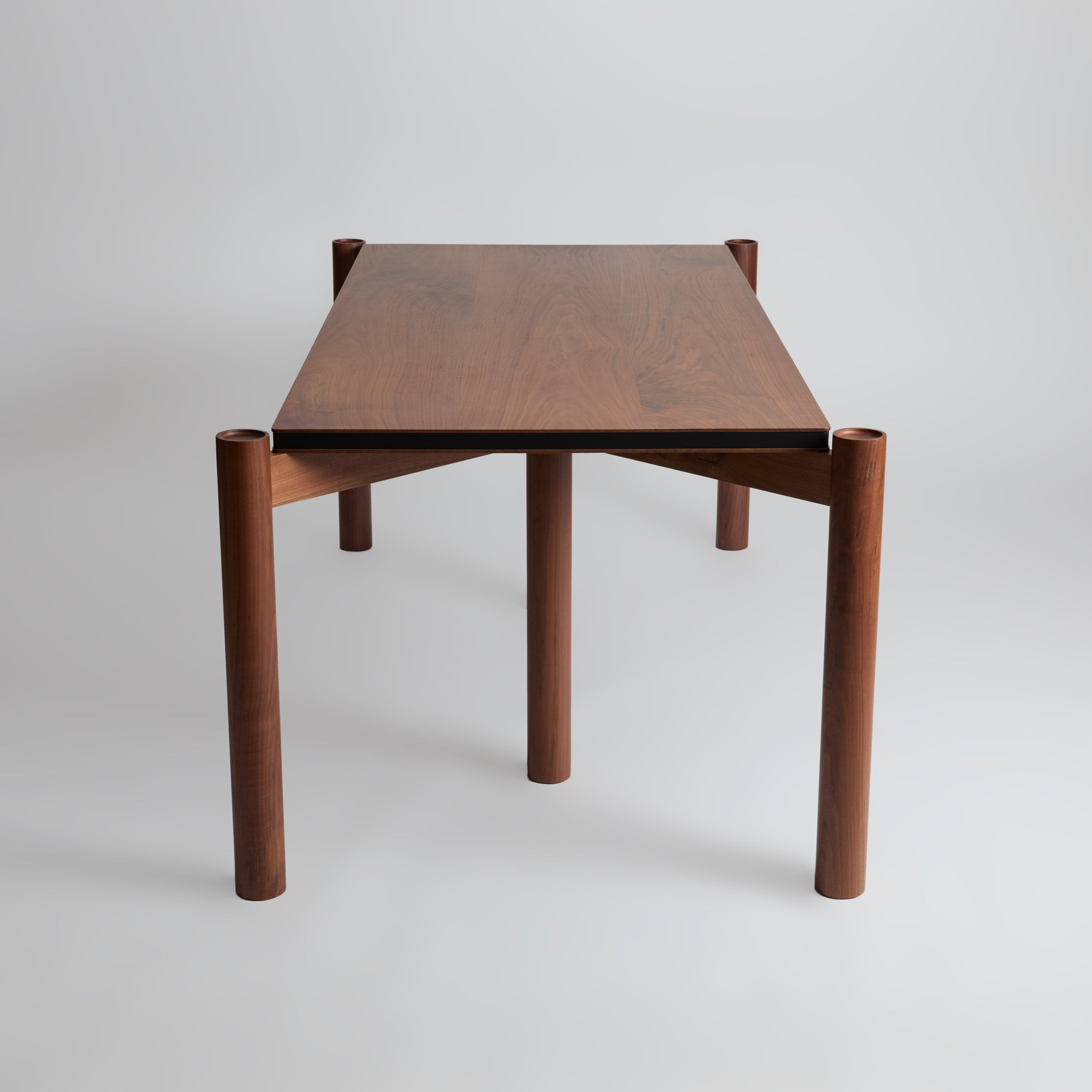 table HASHIRAMA