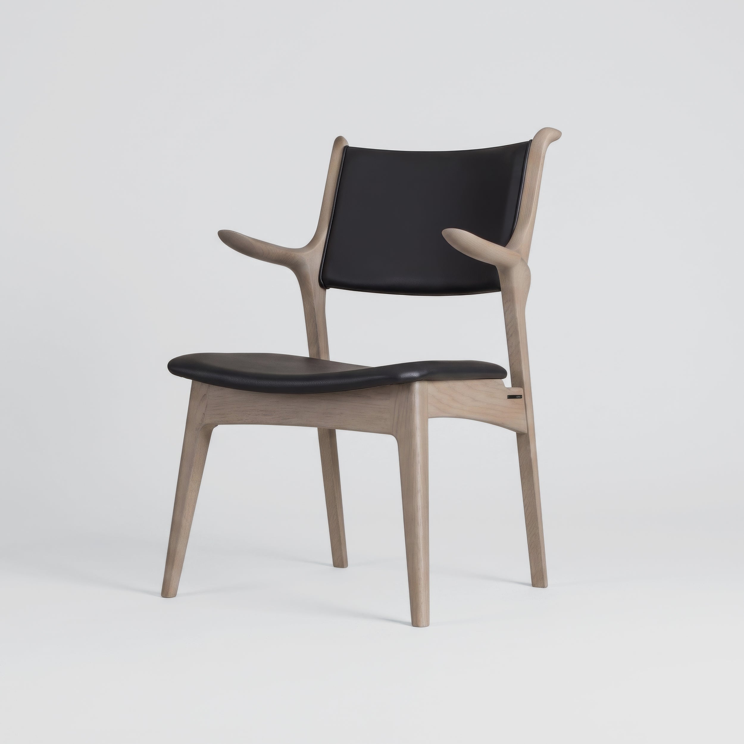 chaise A-27 D