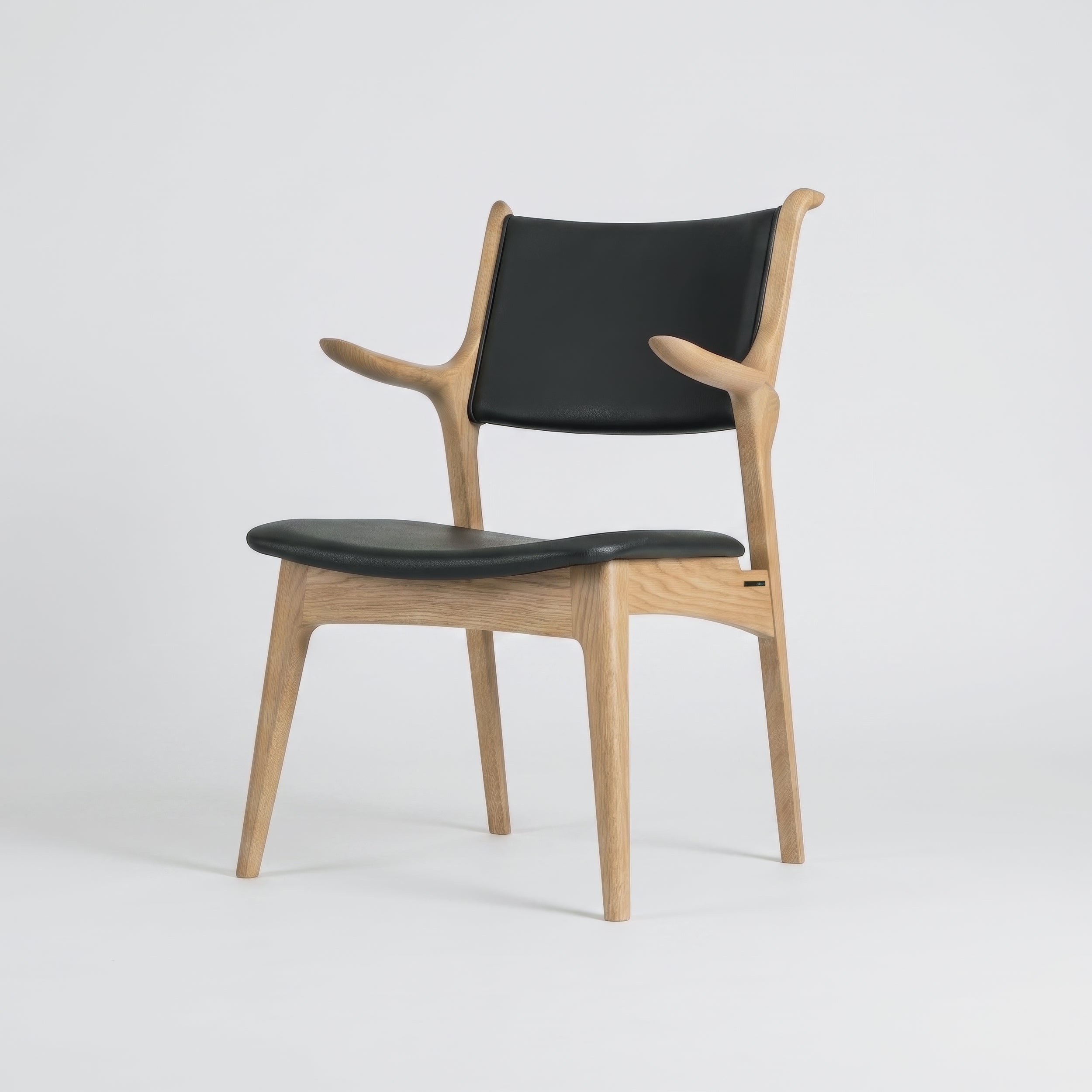 chaise A-27 D